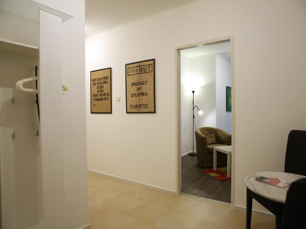 Flatprovider Comfort Perner Apartment Виена Стая снимка